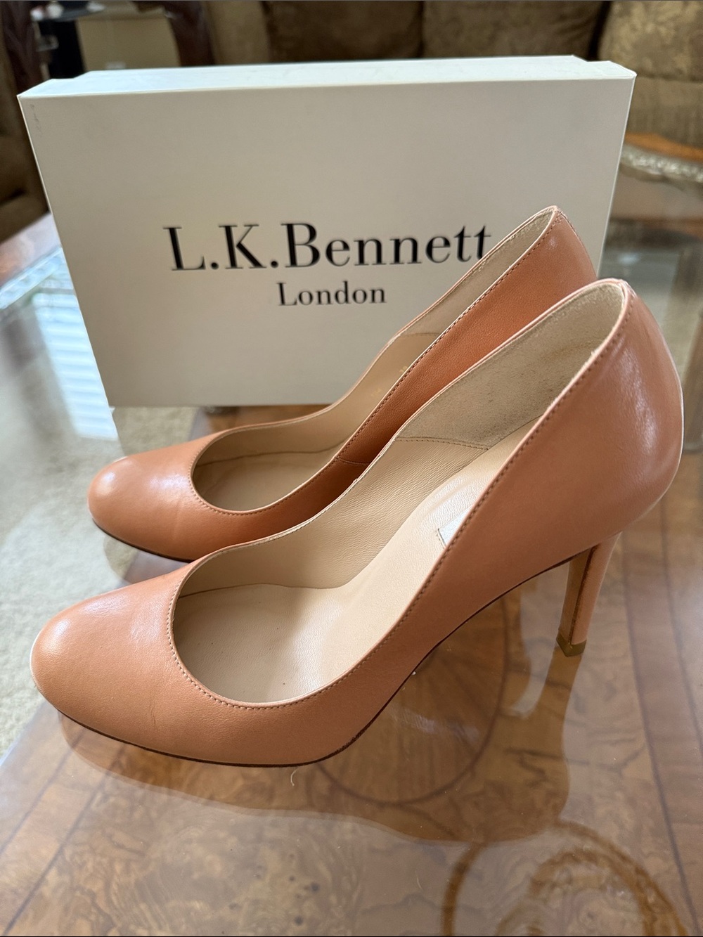 L.K.Bennett “Shilo” Leather Pump Round-Toe Heels Blush 👠 39 EU 8.5-9 US